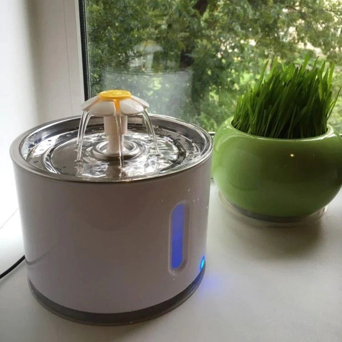 Merkloos Drinkfontein Voor Hond En Kat - RVS Waterbak - Dieren Drinkbak - Vers Water Fontein - Drinkfontein Katten- 3 Standen - 2.4 Liter - Incl. 1 Koolstoffilter 7 Merkloos Drinkfontein Voor Hond En Kat - RVS Waterbak - Dieren Drinkbak - Vers Water Fontein - Drinkfontein Katten- 3 Standen - 2.4 Liter - Incl. 1 Koolstoffilter - Afbeelding 7