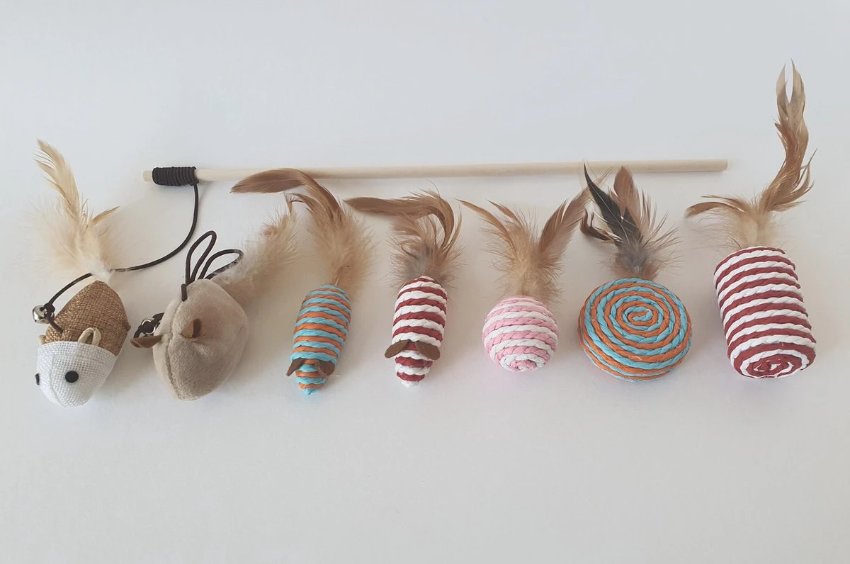 Make Life Beautiful® - Kattenspeeltjes Set - 7-delig - Kattenspeelgoed - Kattenhengel - Speelmuisjes - Kattenspeelgoed Set 2 Make Life Beautiful® - Kattenspeeltjes Set - 7-delig - Kattenspeelgoed - Kattenhengel - Speelmuisjes - Kattenspeelgoed Set - Image 2