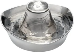 PetSafe® Seaside Stainless Steel Pet Fountain - RVS Drinkfontein Voor Katten En Kleine Honden - Water Borrelt Zacht Over De Toren - Door Het Design Van Alle Kanten Bereikbaar - 1,8 Liter - PetSafe Seaside -Merkloos Verkoop 1200x849 1